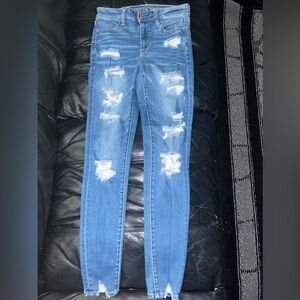 American Eagle Strechy Ripped Skinny Jeans